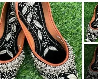 Voguish Women Juttis & Mojaris
