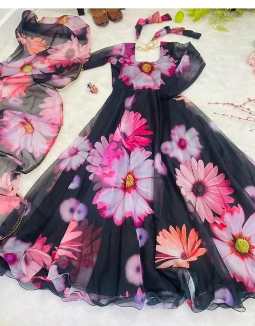 Pretty Designer Women Gowns - Image 2