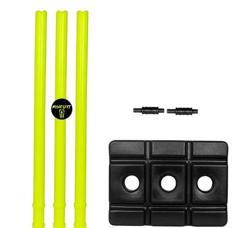 Royal Cricket Stumps & Wickets - Image 2