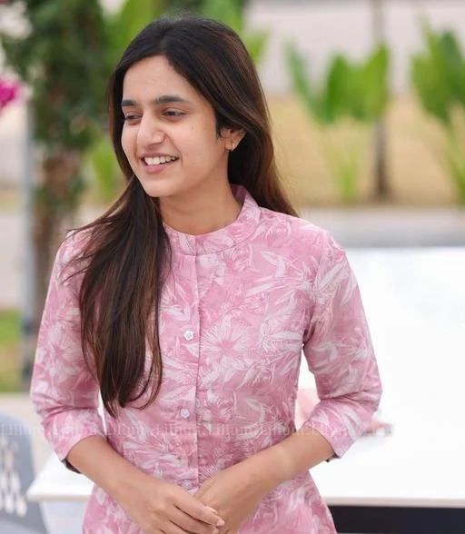Chitrarekha Superior Kurtis - Image 2