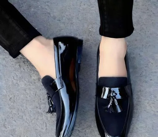 Voguish Men Loafers - Image 2