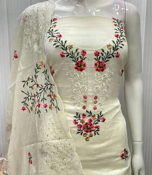 Aakarsha Graceful Salwar Suits & Dress - Image 2