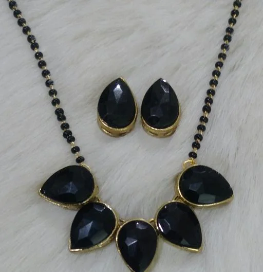 Graceful Mangalsutra Set (Temple Dance Jewellery) - Image 2
