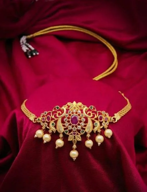 Allure Chic Jewellery Set - Image 2