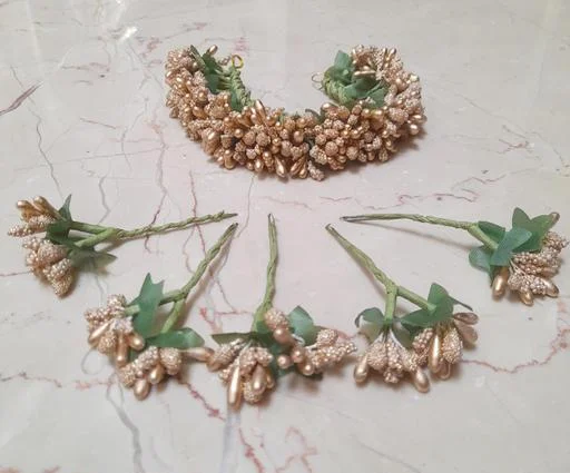 Fancy Women Women Gajra/Floral Hair Accessories - Image 2