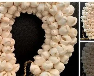 Essential Women Women Gajra/Floral Hair Accessories