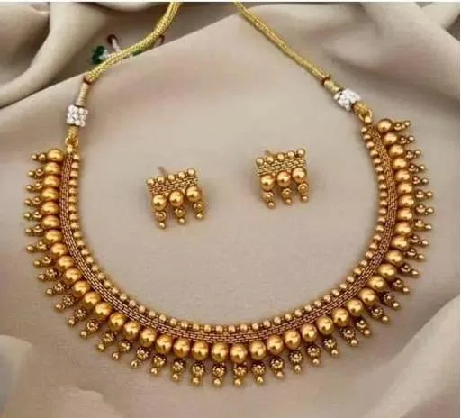Shimmering Fancy Jewellery Sets - Image 2