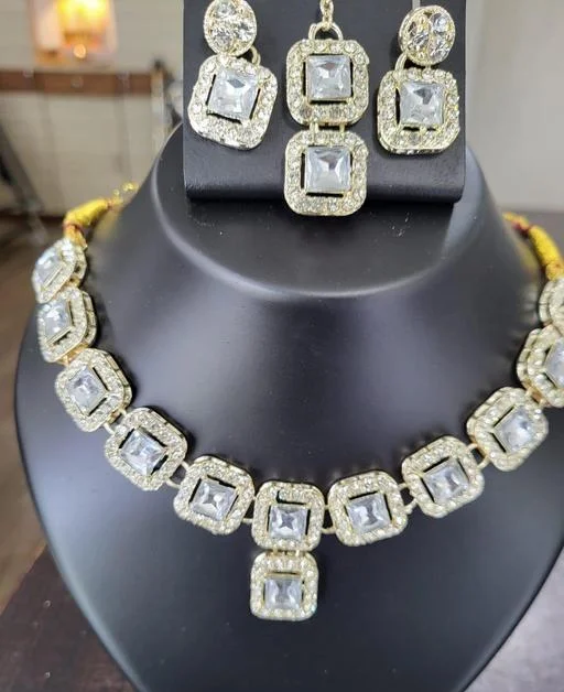 Royal Kundan Square Cut Jewelry Set (Temple Dance Jewellery) - Image 2