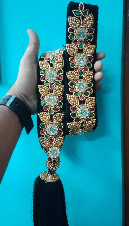 Modern Women Women Gajra/Floral Hair Accessories - Image 2